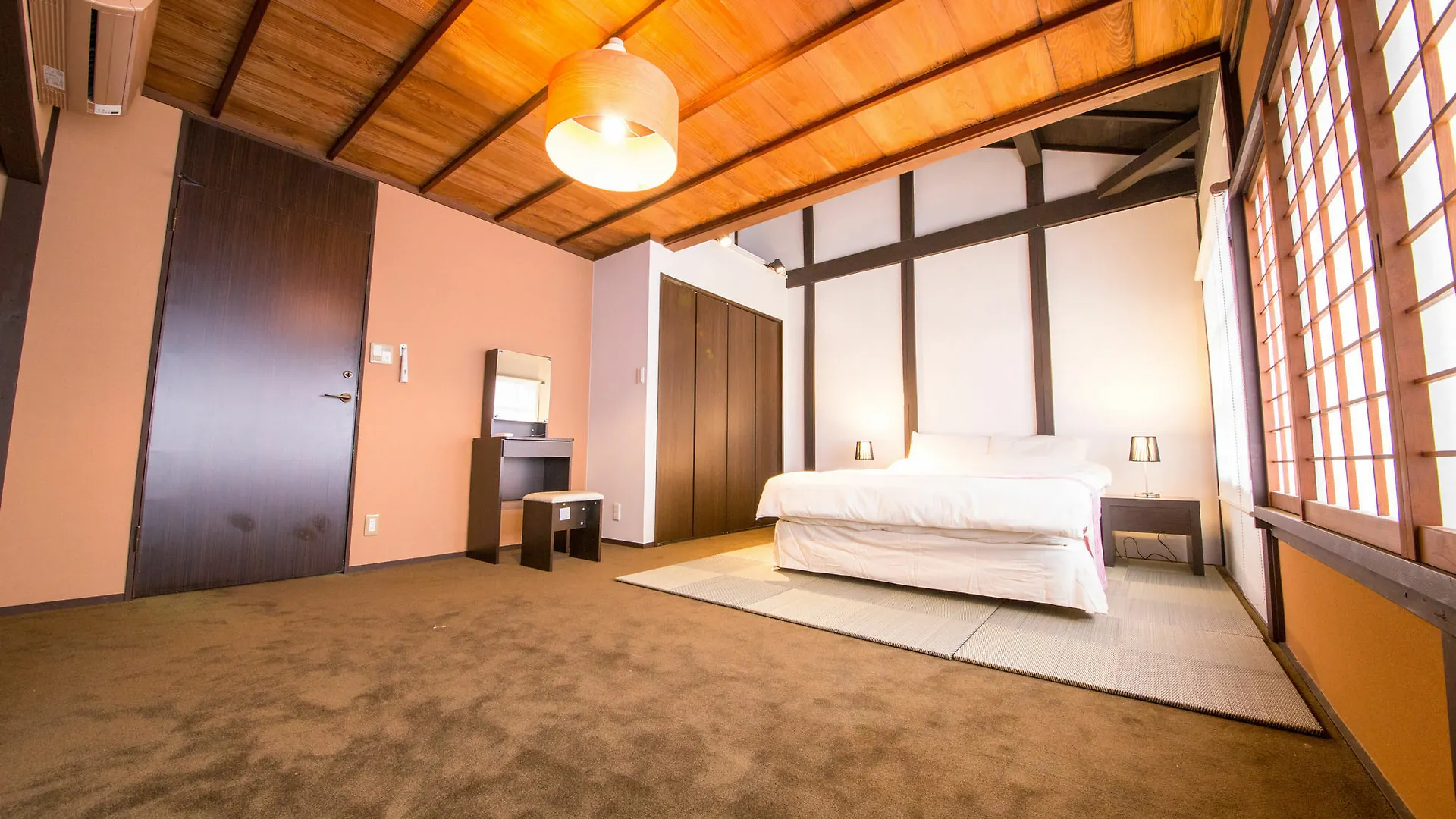 Le Machiya Rokkaku Suite Kjóto Prázdninový dům